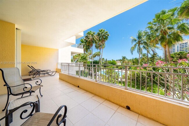 Building Photo - 791 Crandon Blvd