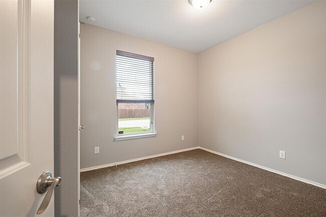 Building Photo - 12401 Franklin D Roosevelt St