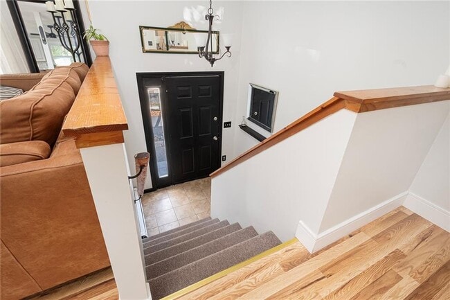 Building Photo - 40 Paolino St