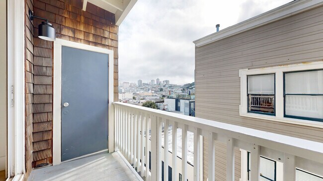 Building Photo - 1659 Grant Ave