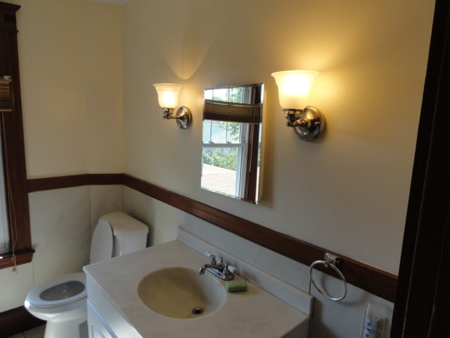 Building Photo - 53 Keswick Rd