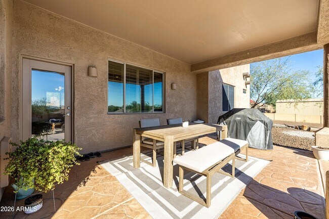 Building Photo - 1415 W Lavitt Ln