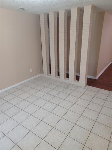 Building Photo - 4110 Fernwood Dr