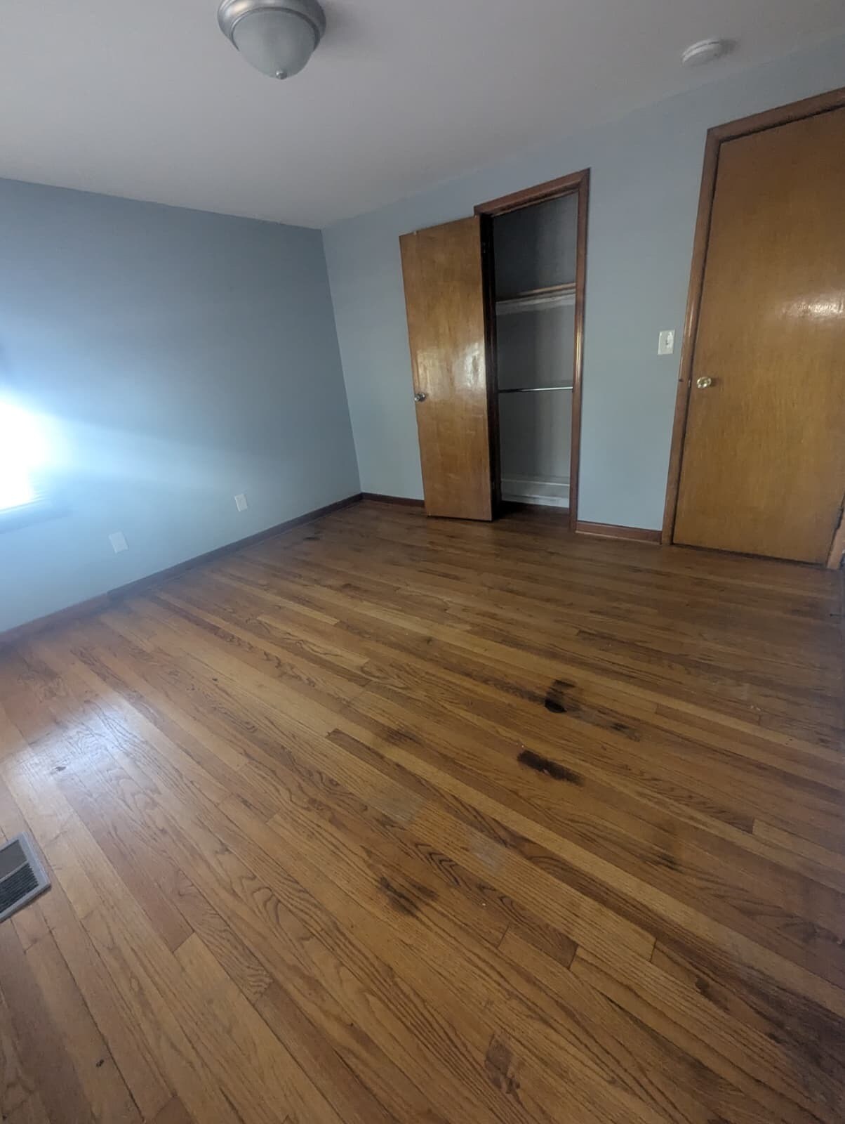 Building Photo - 247 Fairmont Ave