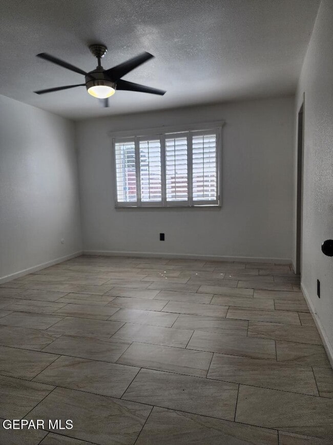 Building Photo - 3317 Wayside St