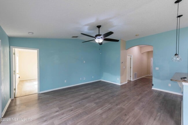 Building Photo - 4667 Pine Lake Dr