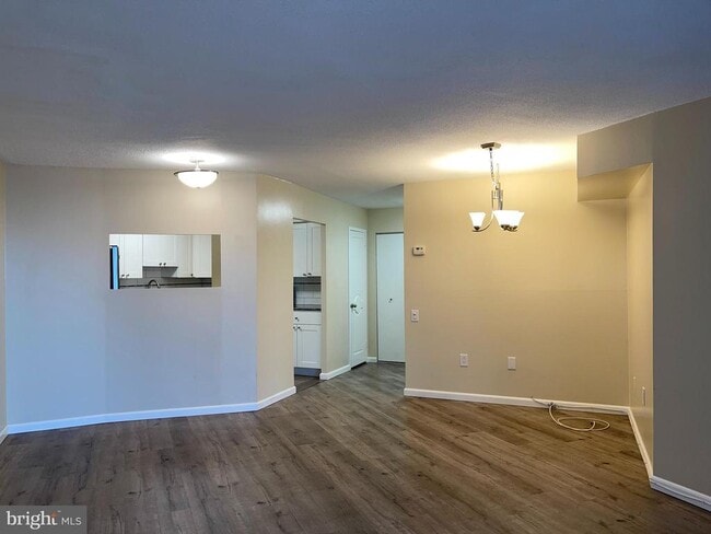 Building Photo - 1420 Locust St