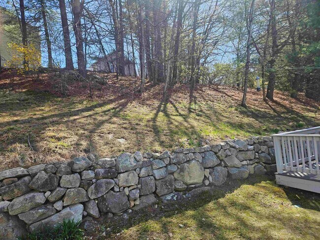 Building Photo - 18 Landsdown Dr