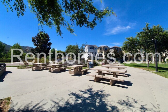 Building Photo - 21743 Deer Grass Dr