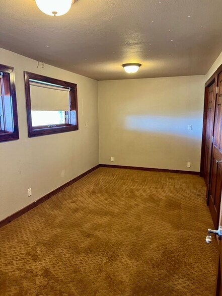 Building Photo - 260 Alto Ln