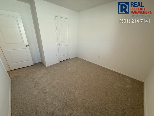 Building Photo - 10 Sourdough Crk Ln