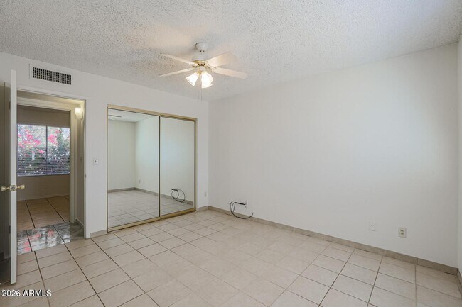 Building Photo - 3020 N 87th Ave