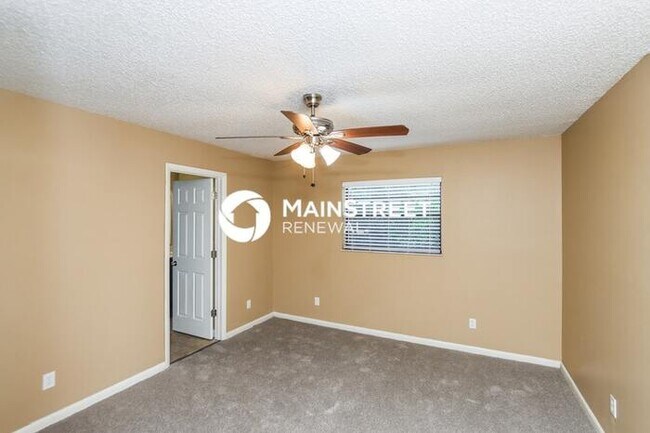 Building Photo - 3 Bedroom Pet-Friendly Home in Sebastian, ...