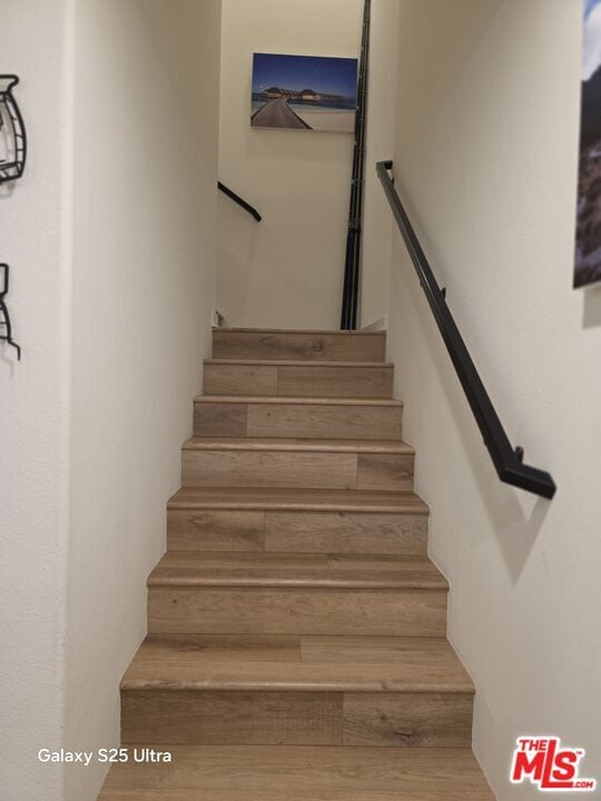 Building Photo - 22214 Poppy Ct