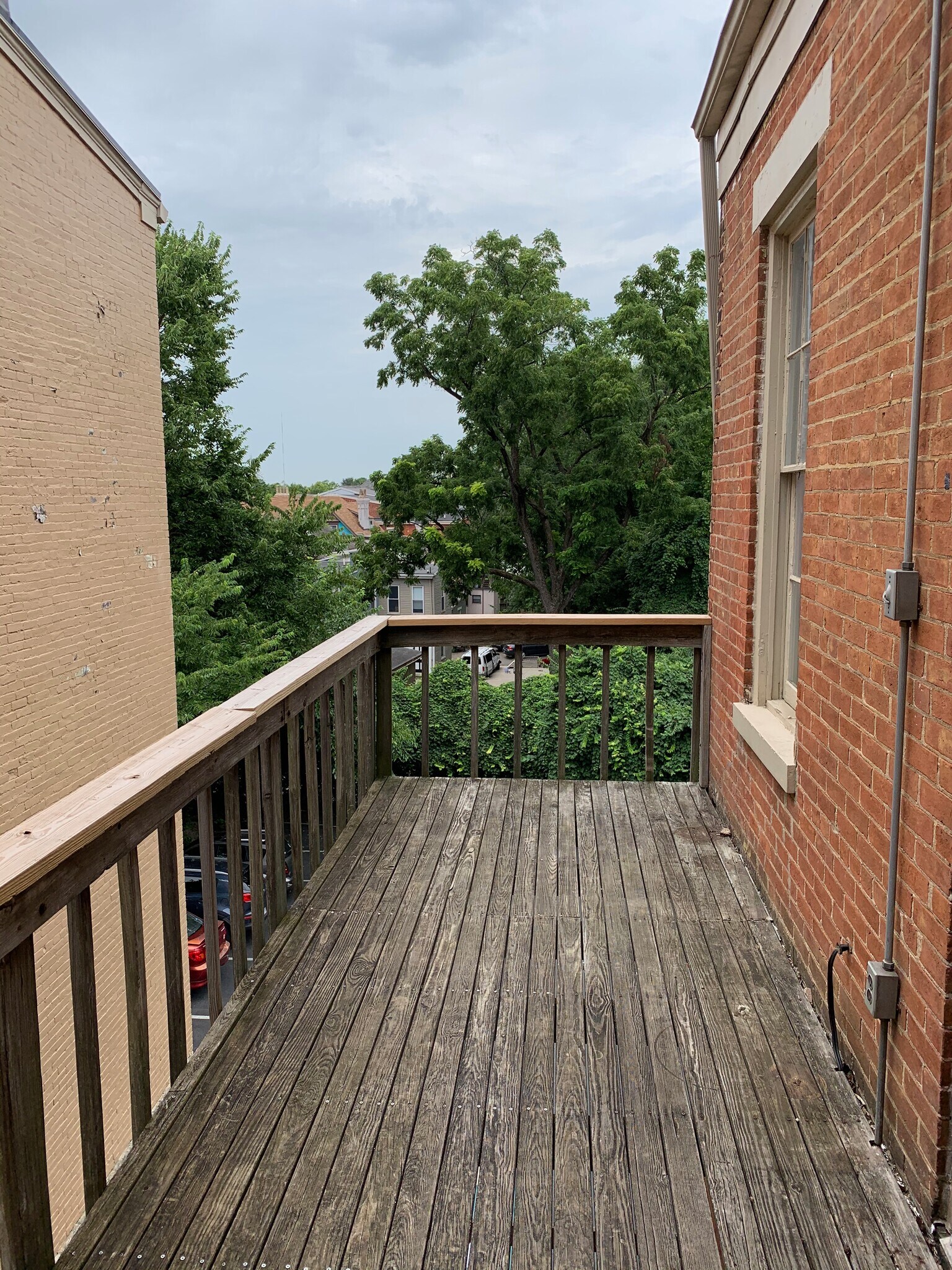 Building Photo - 2437 Ohio Ave