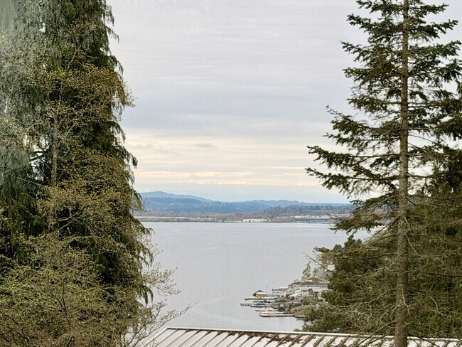 Building Photo - Cedar Park Home