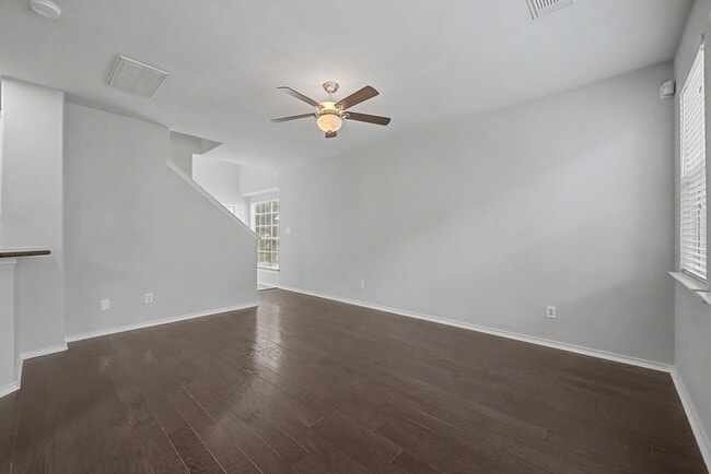 Building Photo - 43 S Camellia Grove Cir