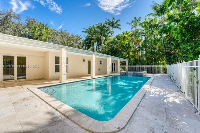 Building Photo - 10640 SW 61st Ave