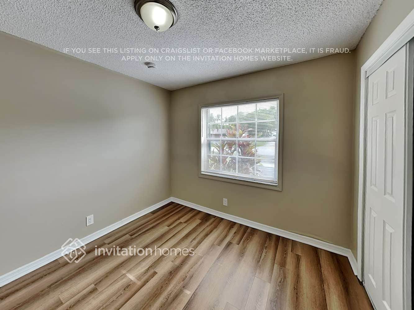 Building Photo - 9323 Southampton Pl