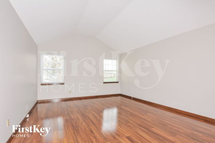 Building Photo - 1722 Treetop Dr