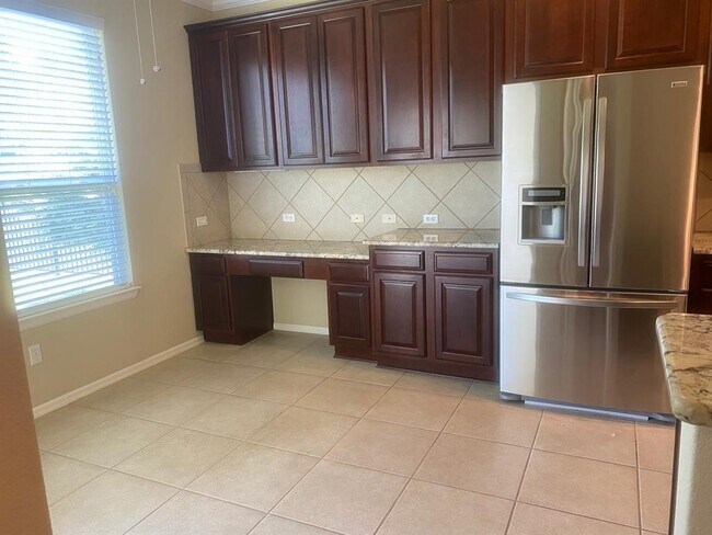 Building Photo - 721 Independence Creek Ln