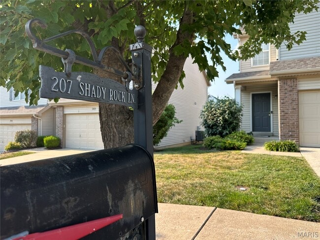 Building Photo - 207 Shady Rock Ln