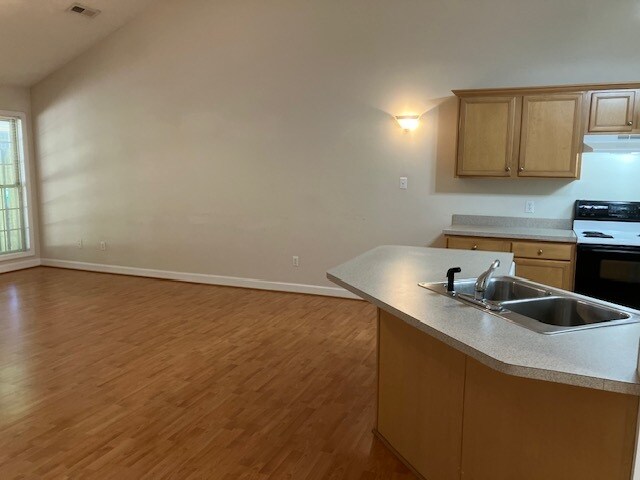 Great Room - 1101 Pine Run Dr