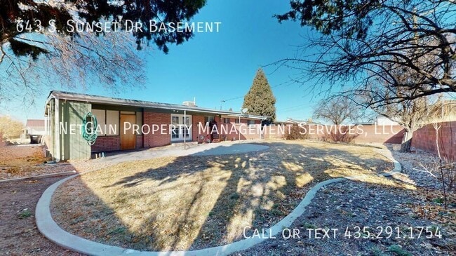 Building Photo - 643 S Sunset Dr