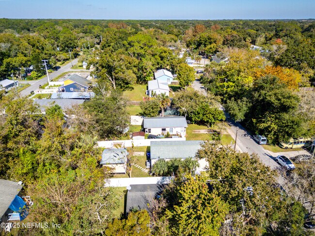 Building Photo - 501 Aiken St