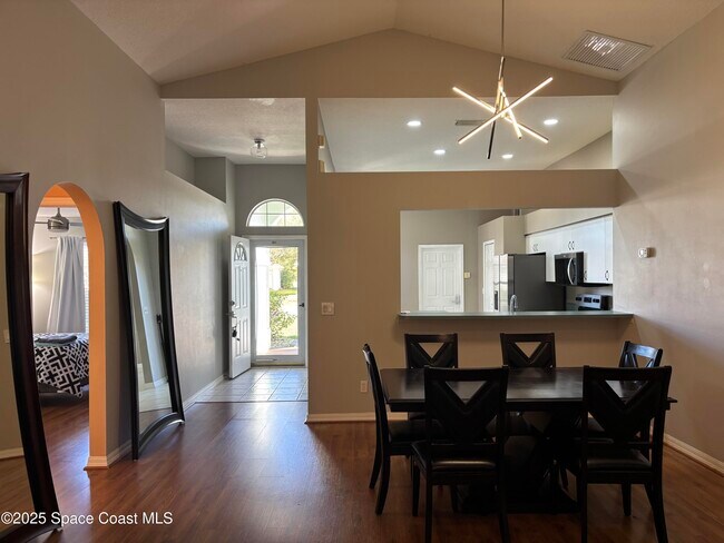 Building Photo - 2346 White Sands Ct NE