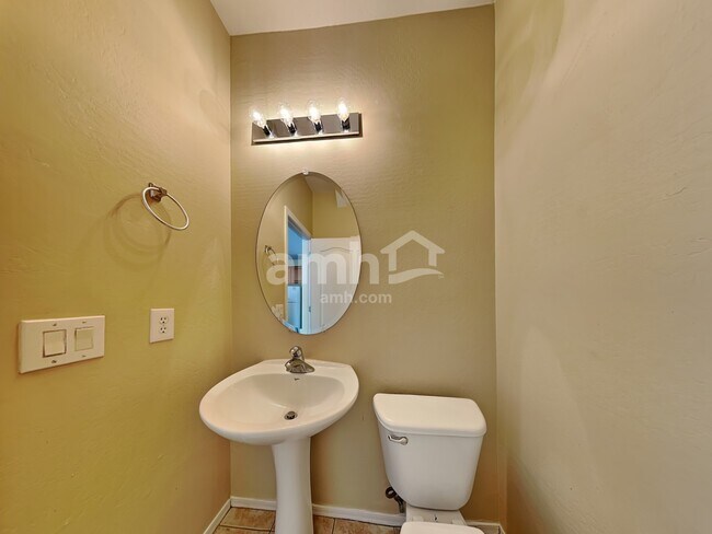 Building Photo - 14906 N 174th Ln