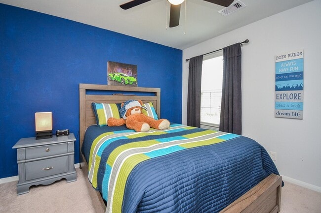 Building Photo - 16310 Westley Ridge Dr