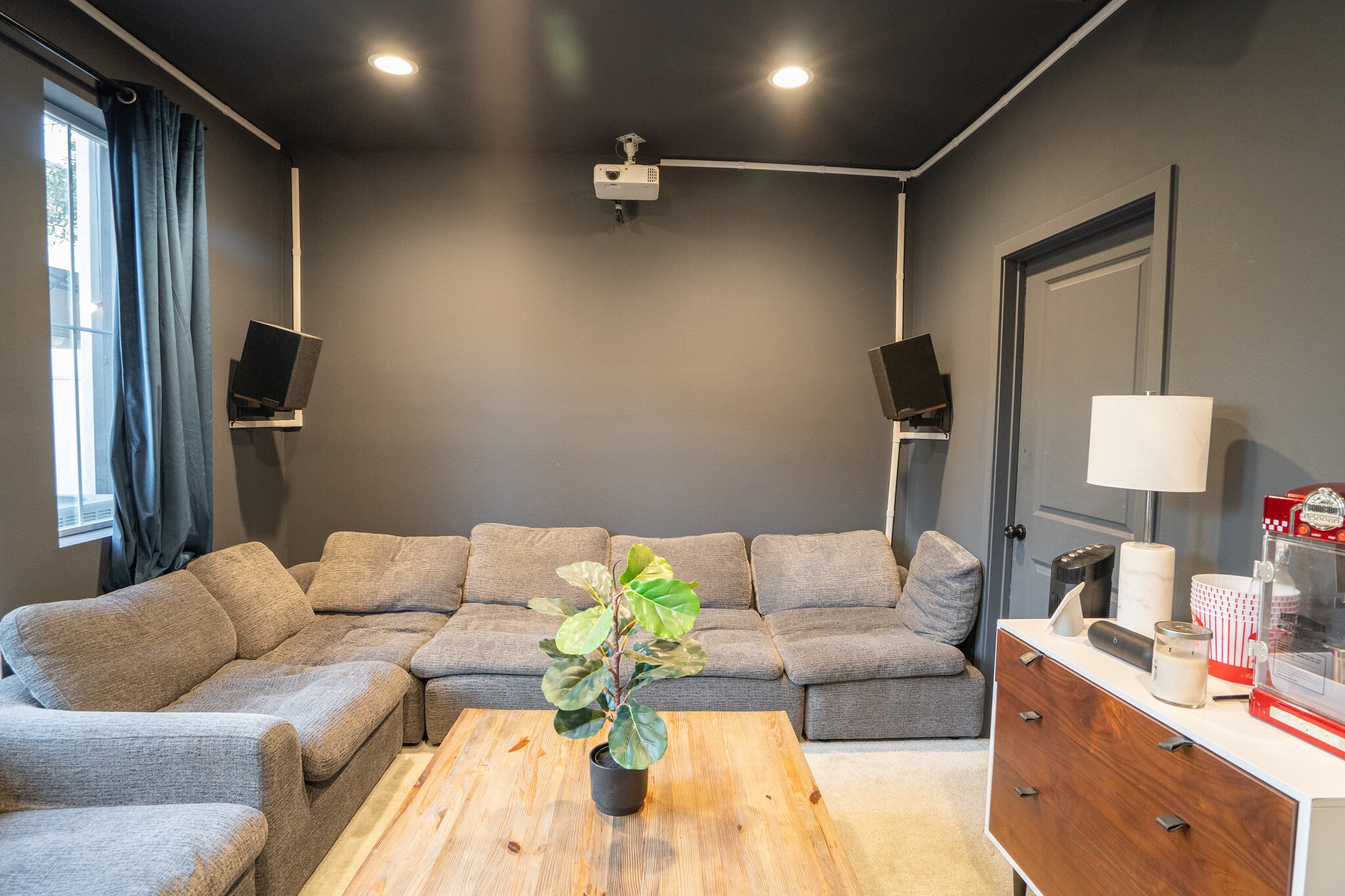 Building Photo - 8339 N Peyton Way