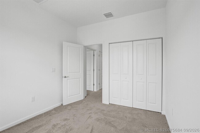 Building Photo - 4676 Longwood Lake Sq