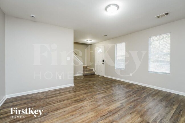 Building Photo - 2007 Sandbrook Ct SW