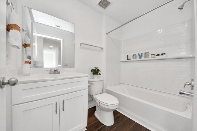 Building Photo - 25927 Chicory Dr