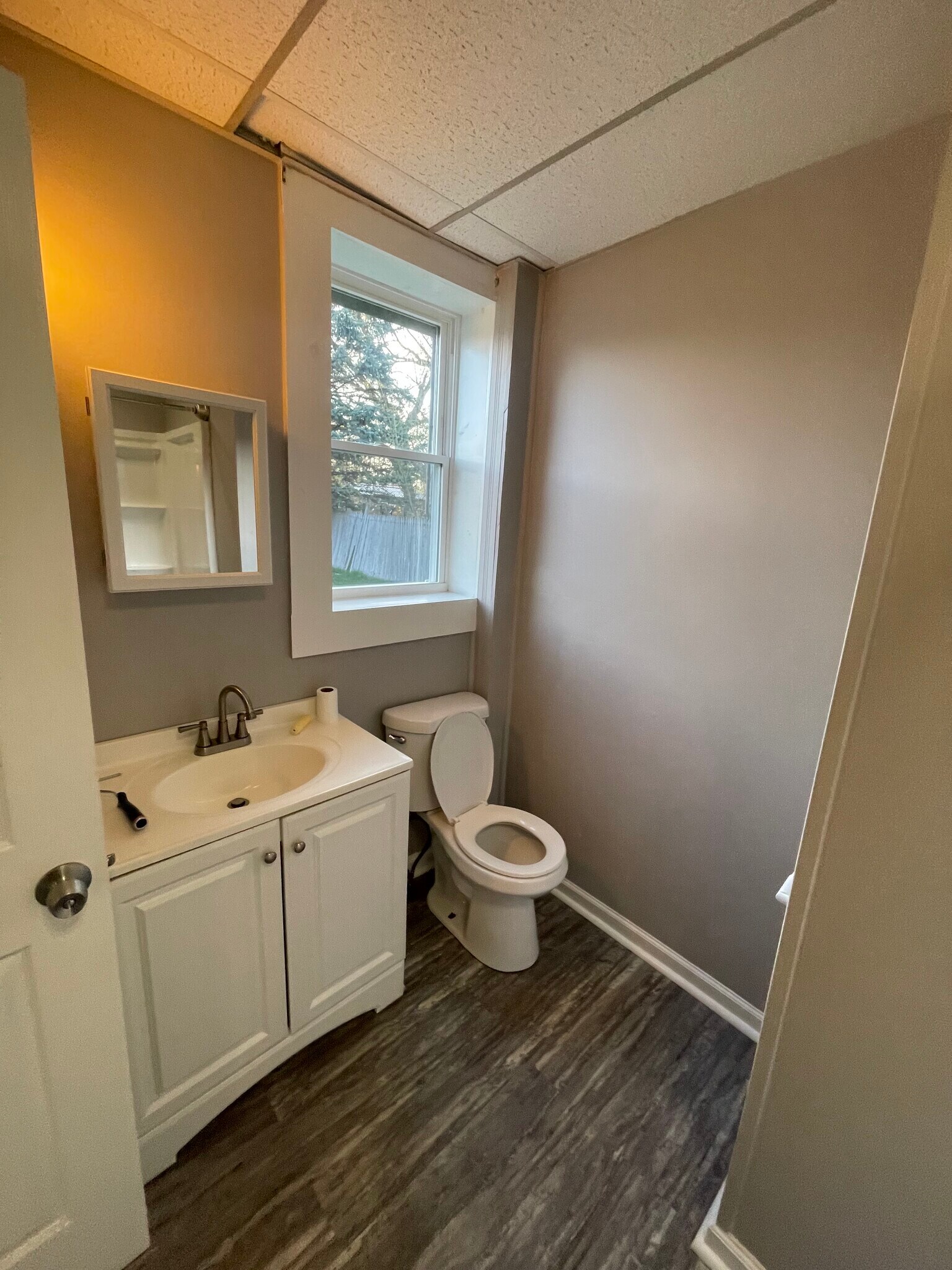 Building Photo - 1389 Broadway