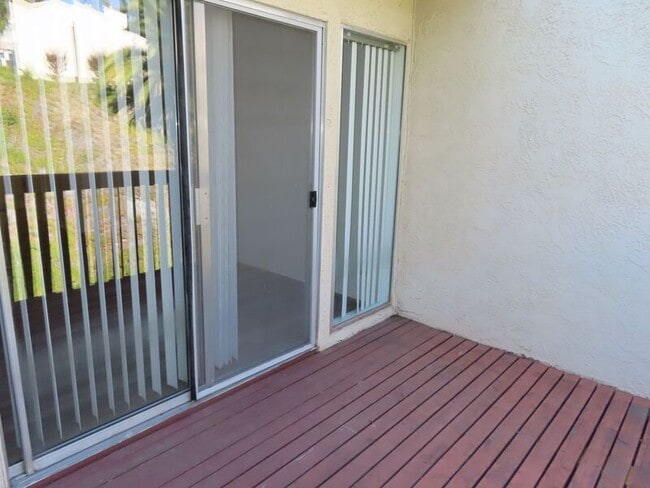 Building Photo - 29324 Vía Frontera