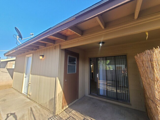 Building Photo - 4532 E Caballero Cir