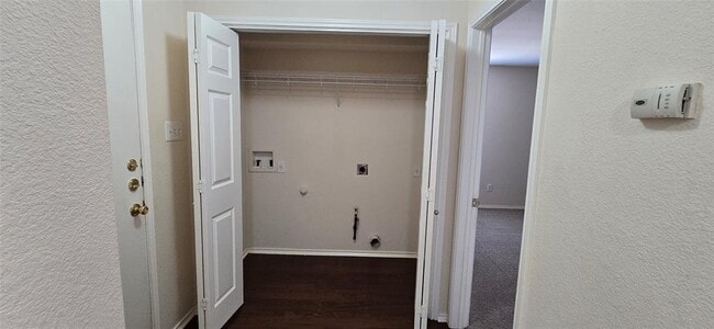 Building Photo - 911 Remington Dr