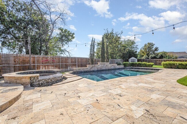 Building Photo - 14106 Summerwoods Ln