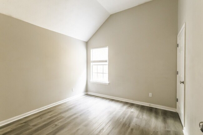 Building Photo - 729 Wood Bend Ct