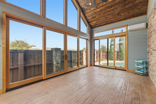 Building Photo - 1025 Lady Lore Ln