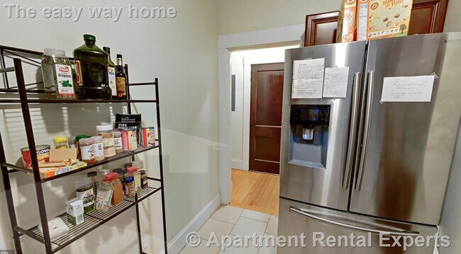 Building Photo - 163 Summer St