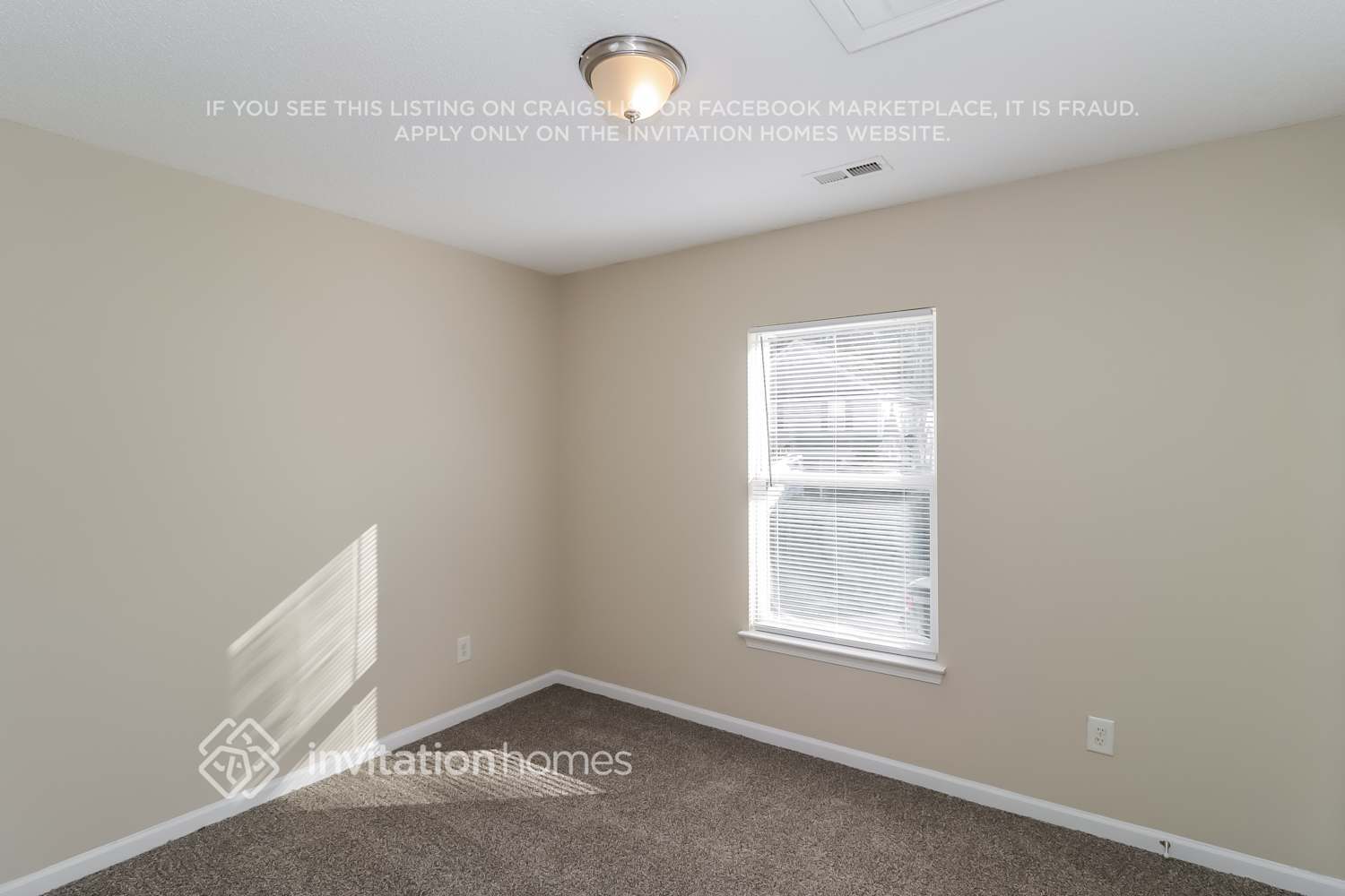 Building Photo - 1127 Ballina Way