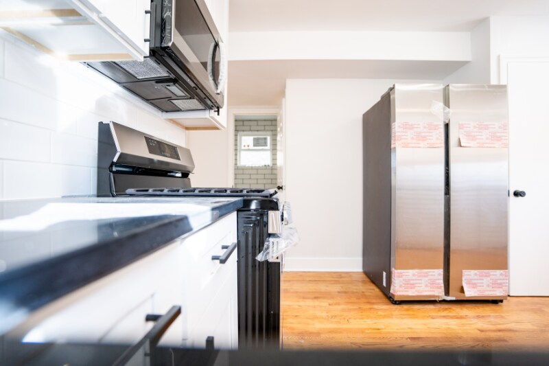 Building Photo - 5735 W Addison St