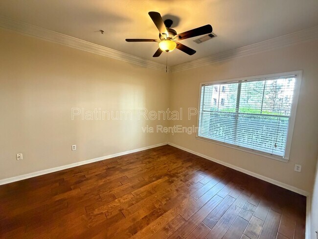 Building Photo - 1850 Cotillion Dr