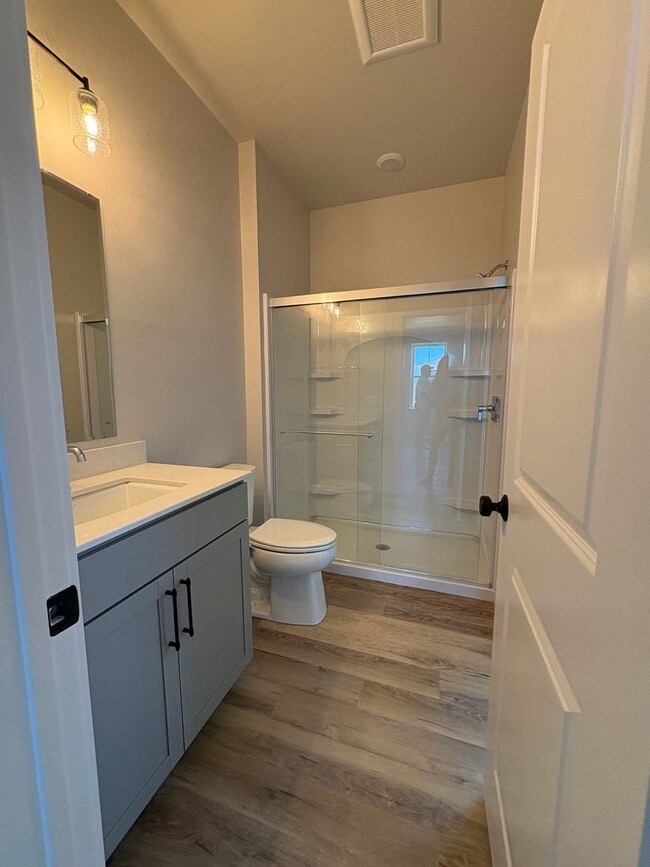 Building Photo - New construction townhome – two bed two bath with garage