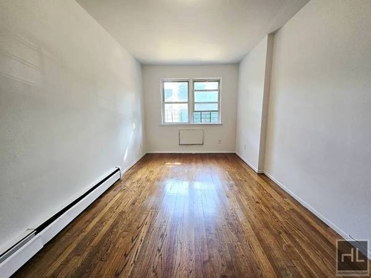 Building Photo - 62 STREET