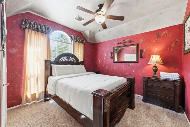 Building Photo - 11823 Canyon Mills Dr